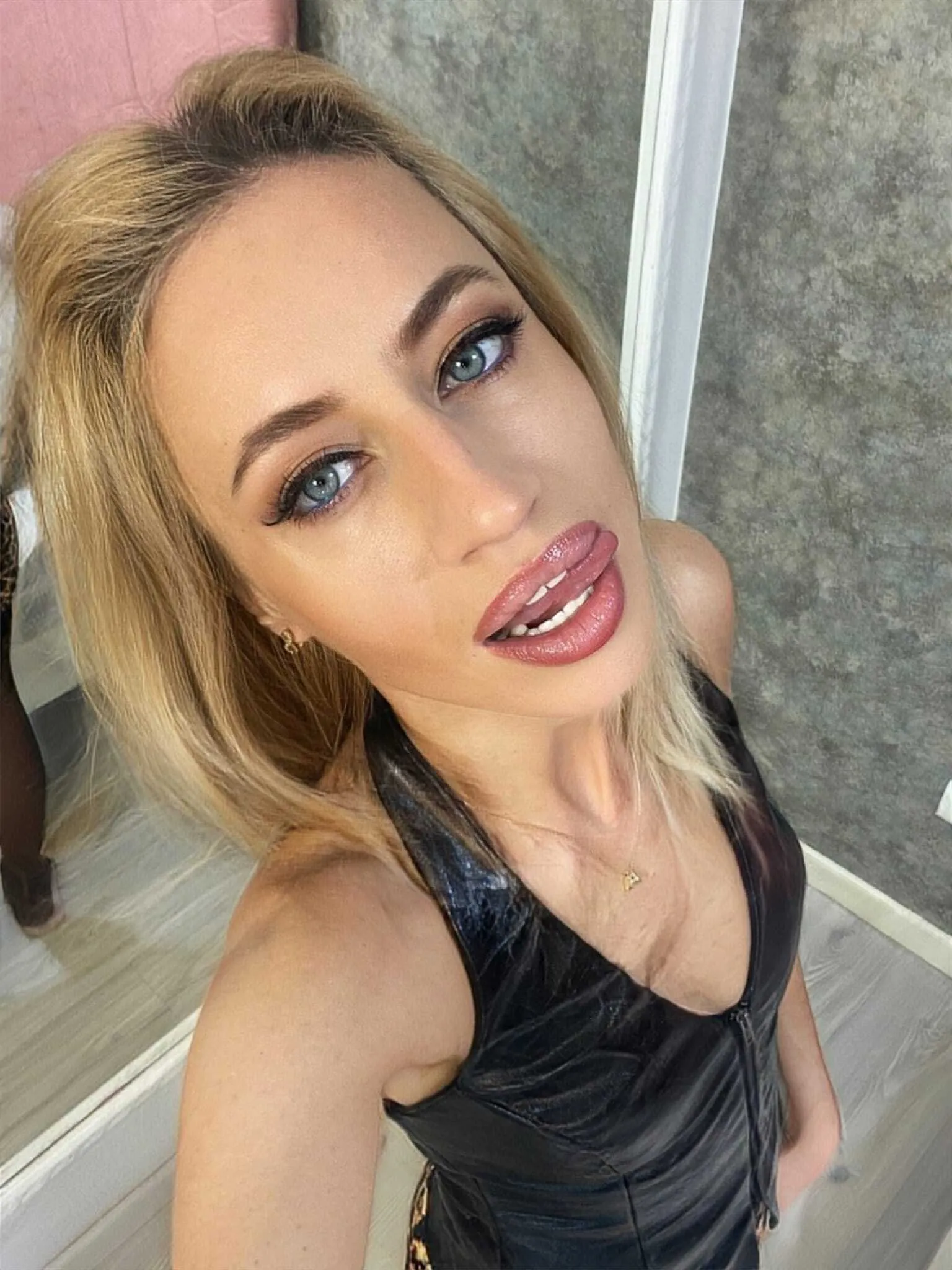 Intérprete DeliaMarlow Foto 1