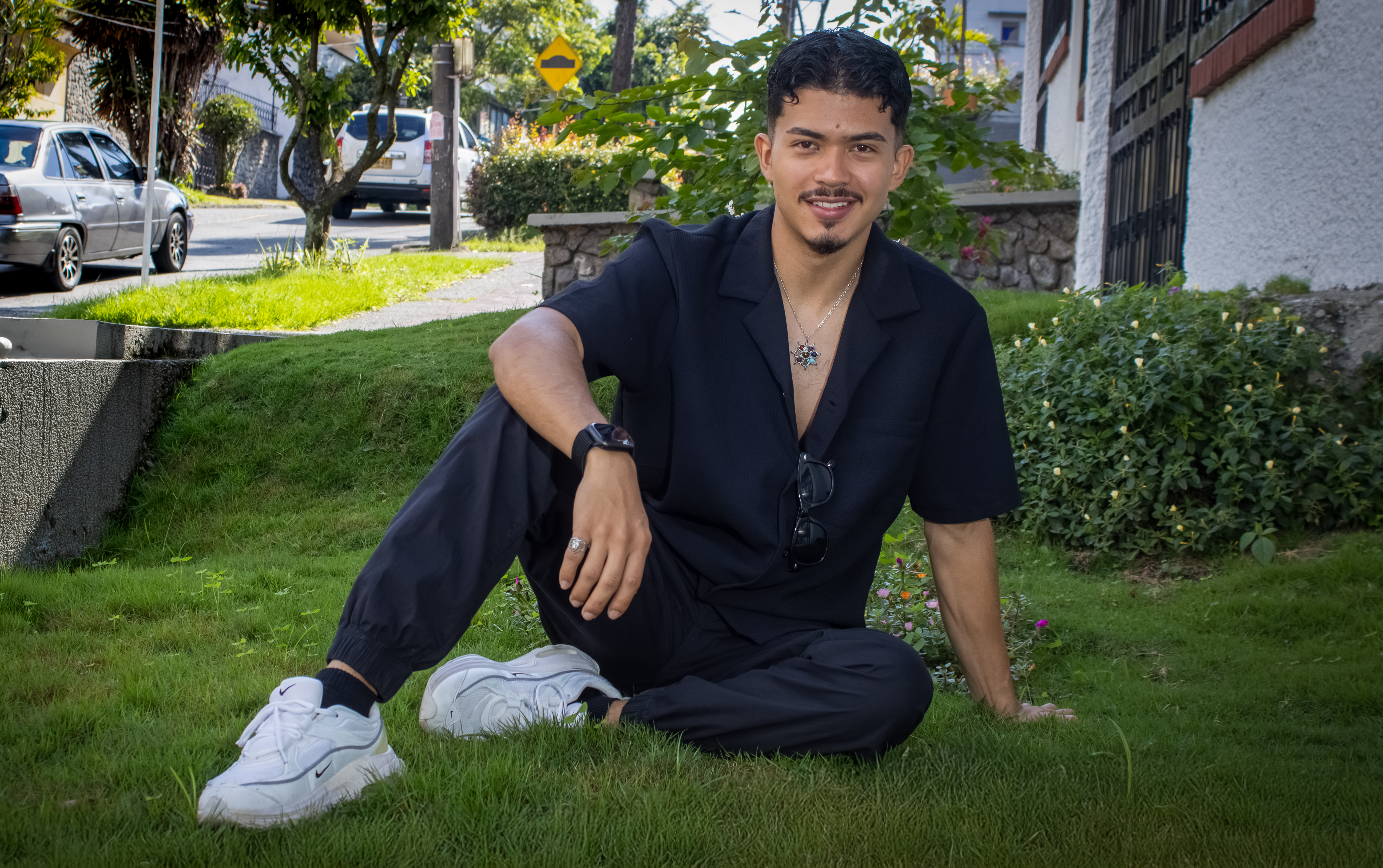 Performer NicolaiKarav Photo 3