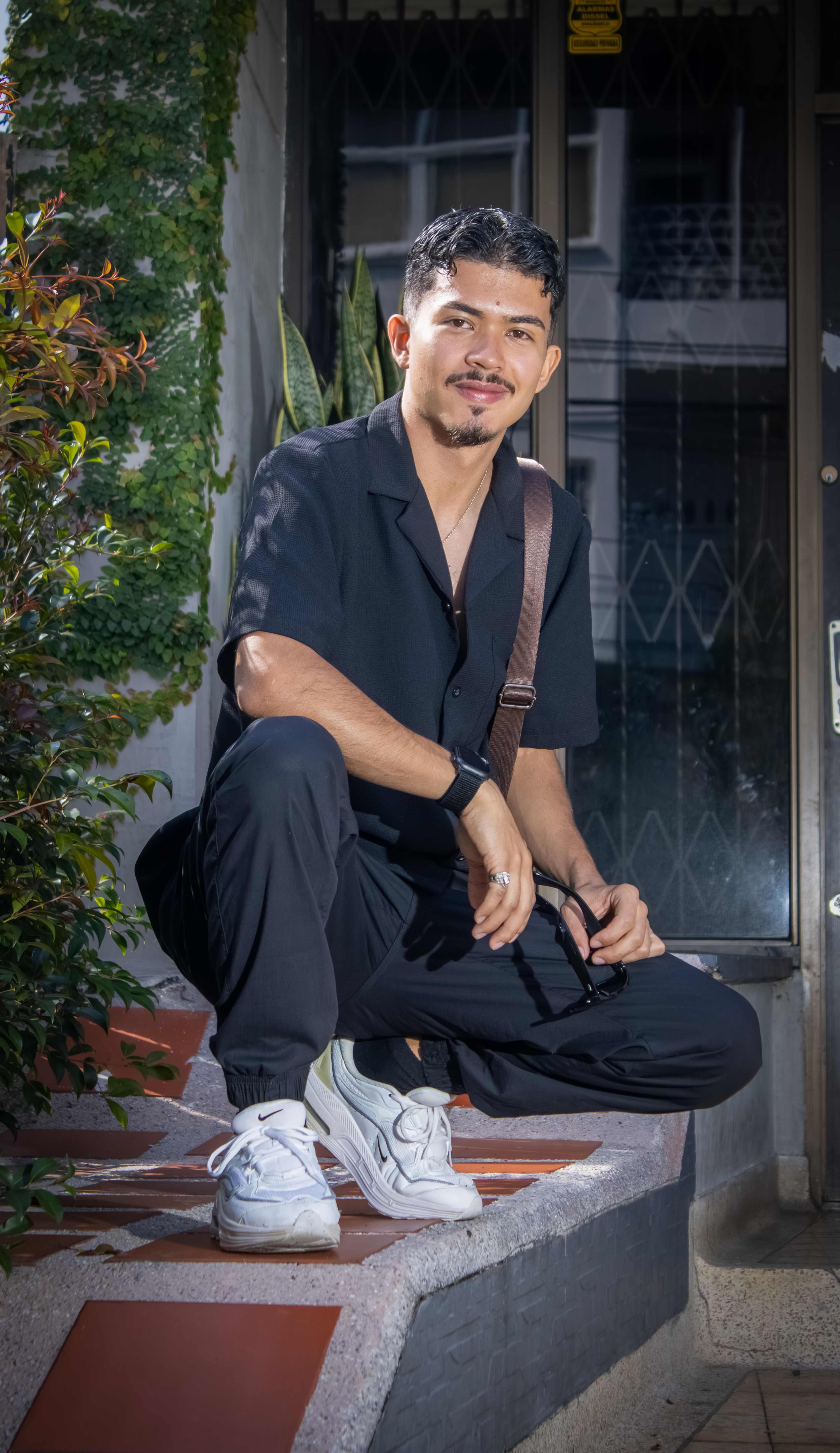 Performer NicolaiKarav Photo 12