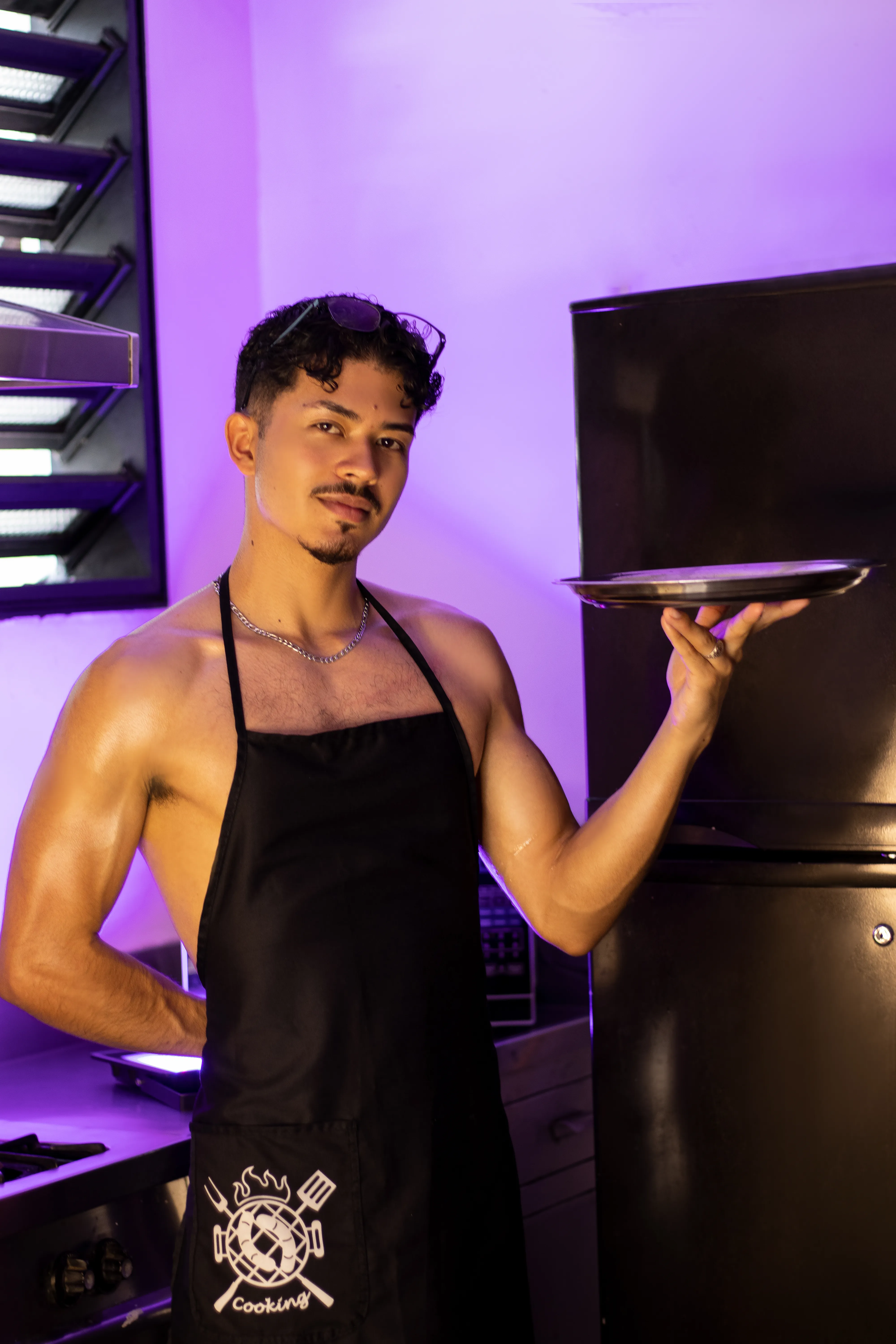 Performer NicolaiKarav Photo 9