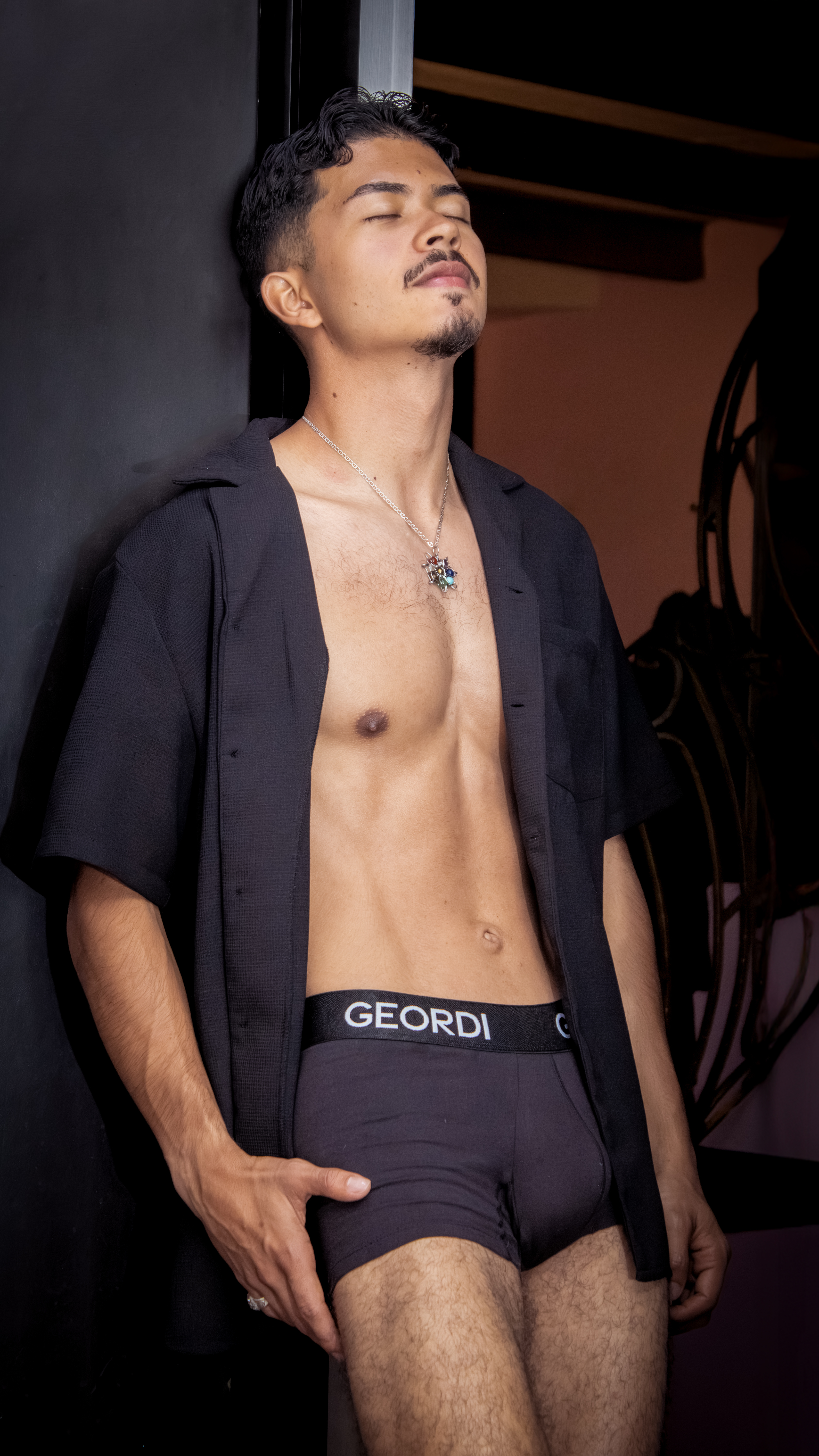 Performer NicolaiKarav Photo 9