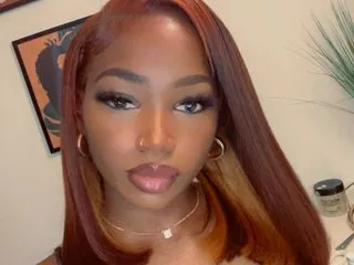 SynSexxyy immagine del profilo del modello di cam