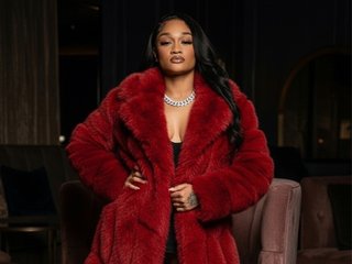 Image de profil du modèle de webcam AminahJayyy