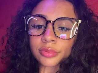 Image de profil du modèle de webcam Lightskinchick25