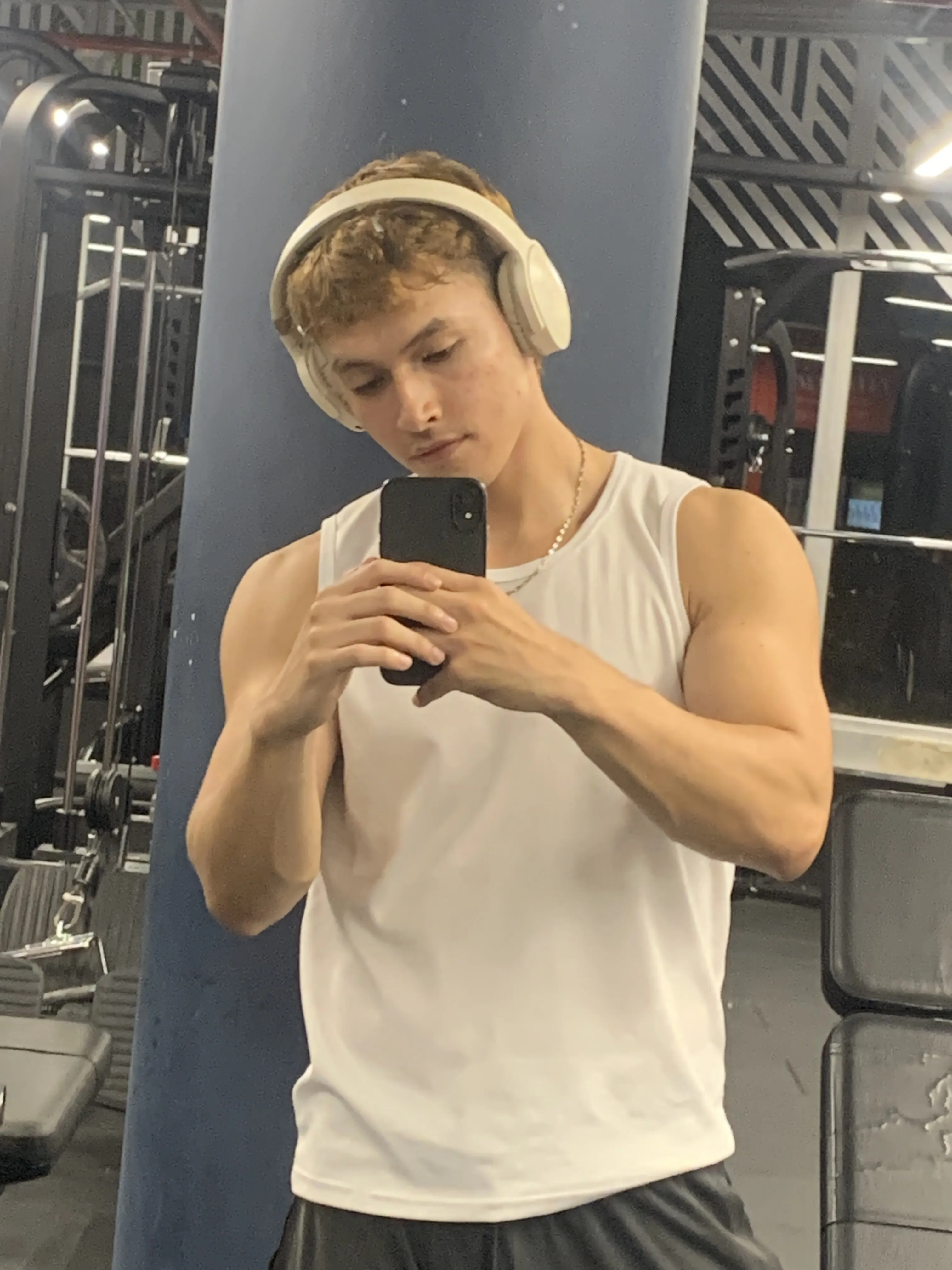 Interprète LiamAndrwz Photo 7