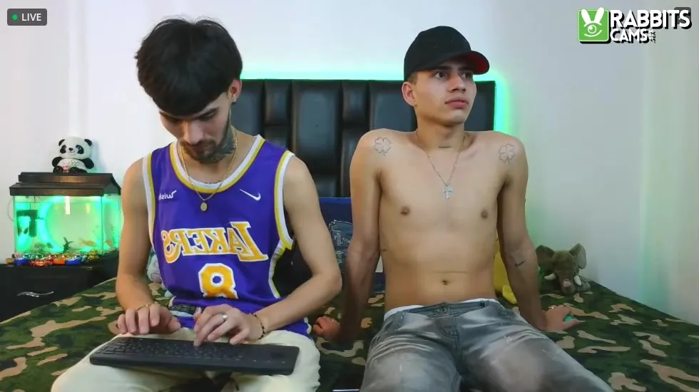 Performer The_RoderickAndDereck Video 1