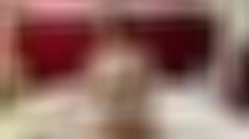 Interprete Zara_Roux Video 1