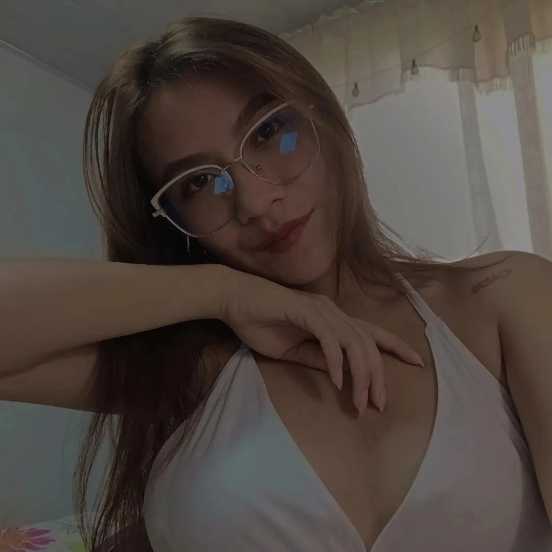 Performer LeticiaHinkley Photo 6