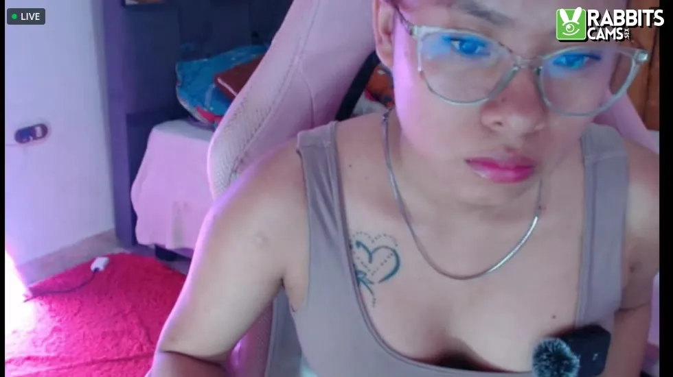 Performer Akiravega Video 1