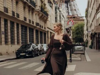 AurorraAksness live cam