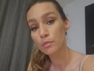 Foto de perfil de modelo de webcam de Adriana_May