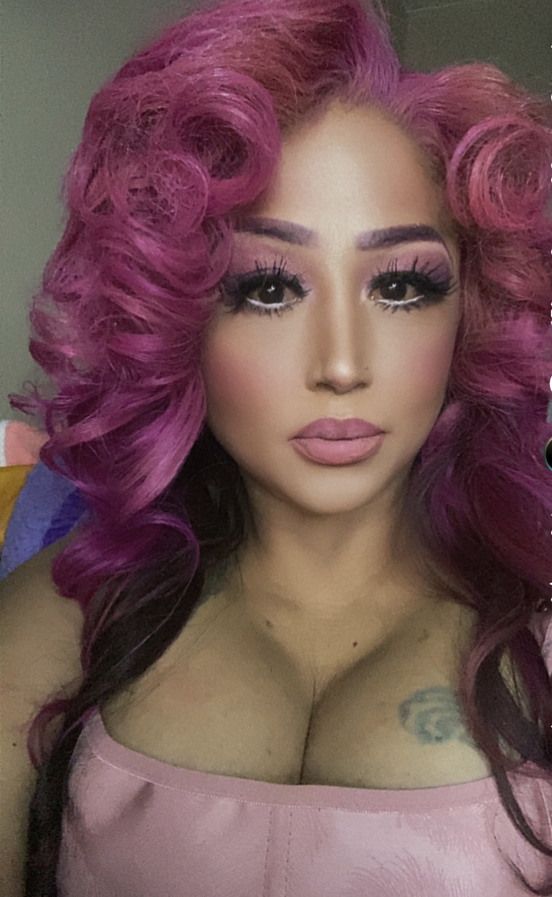 Darsteller Latinflower415Roses Foto 1