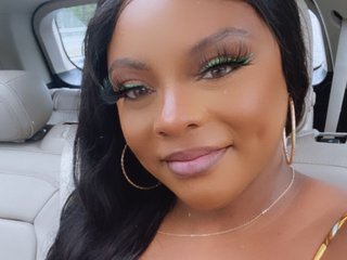 Imagen de perfil de modelo de cámara web de CoCoLeveau410