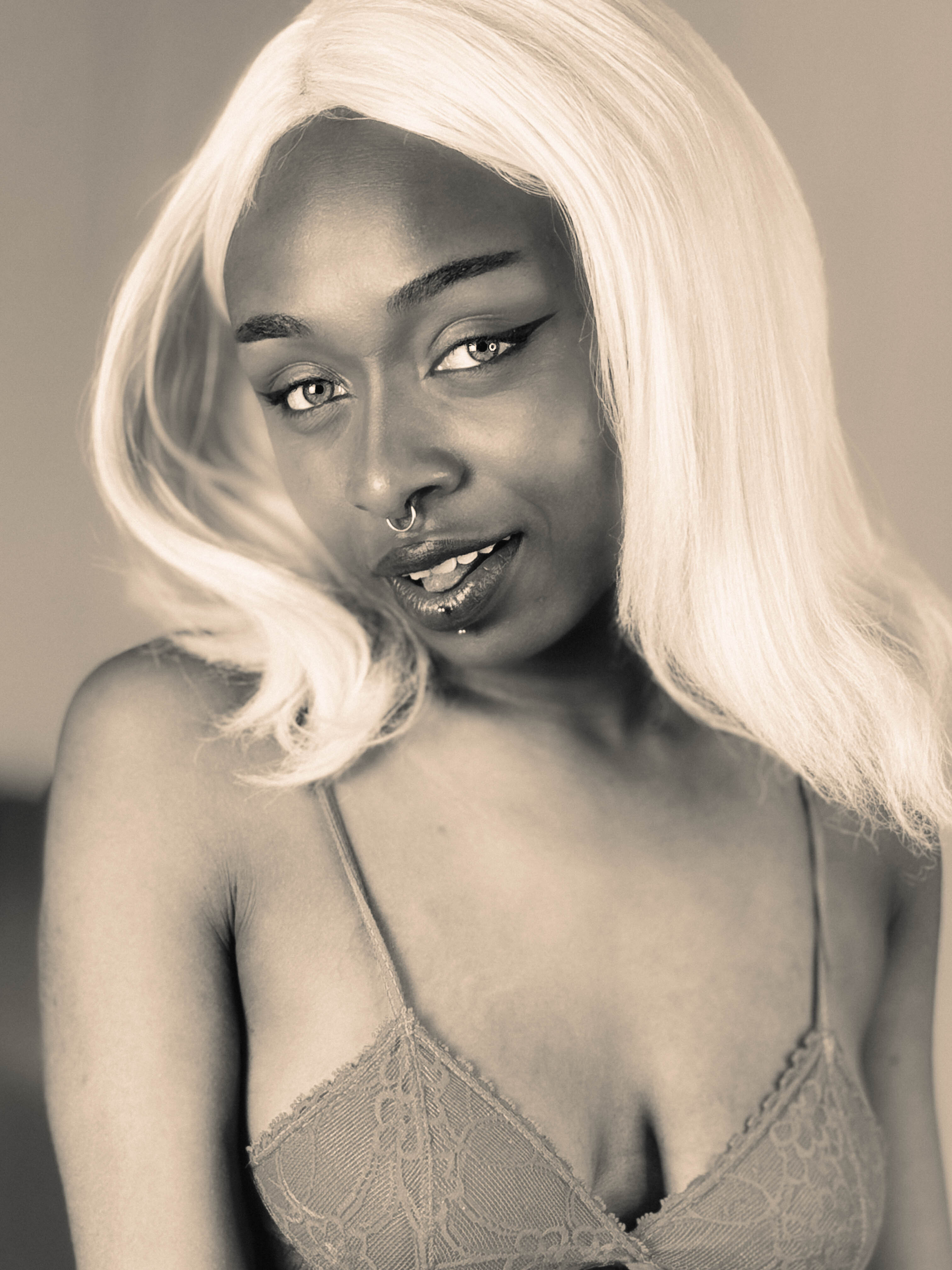 Artiest Midnight_Bluee Foto 5