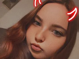 Image de profil du modèle de webcam Love_Lunaa