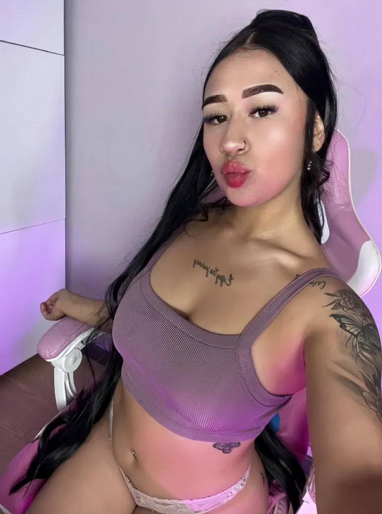 Interprete ScarletCuteee Foto 3