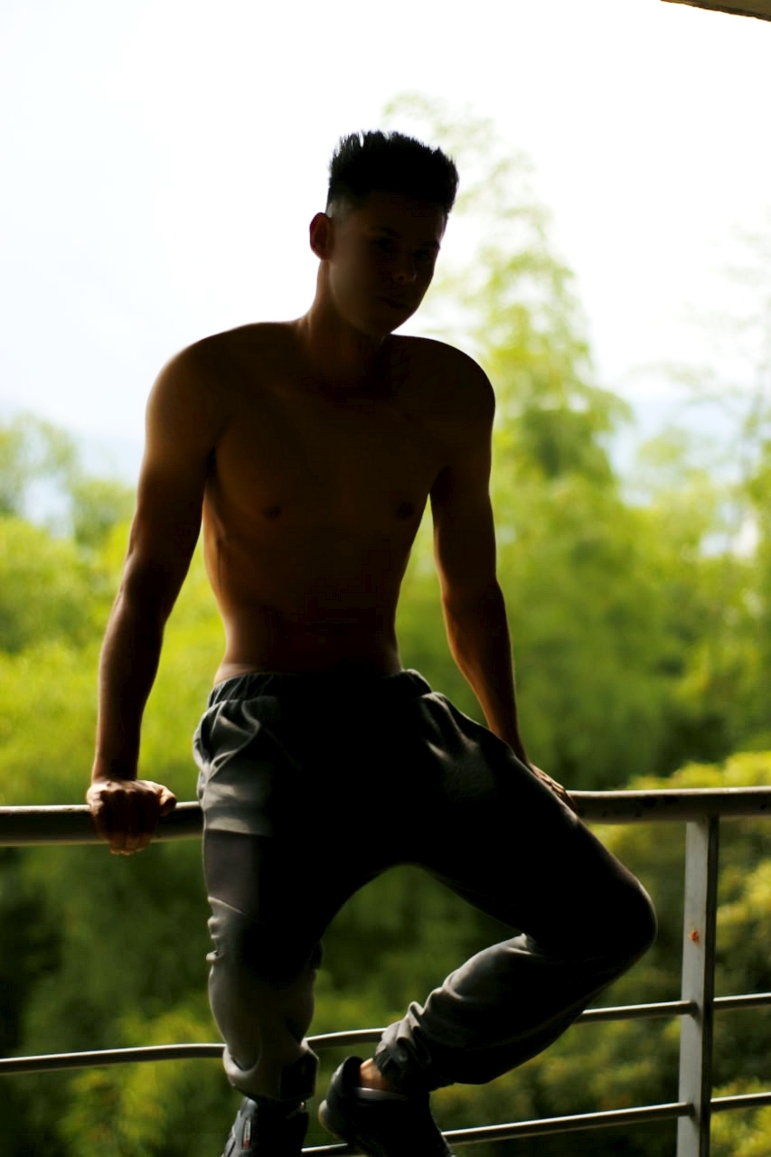 Performer Tavo21 Photo 5