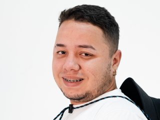 Imagen de perfil de modelo de cámara web de martinklass