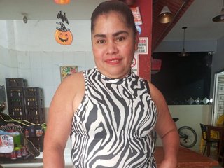 LunaHott42 cam model profile picture