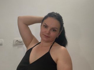 LIYANNE Profilbild des Cam-Modells 