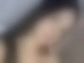 AlaiaDew immagine del profilo del modello di cam