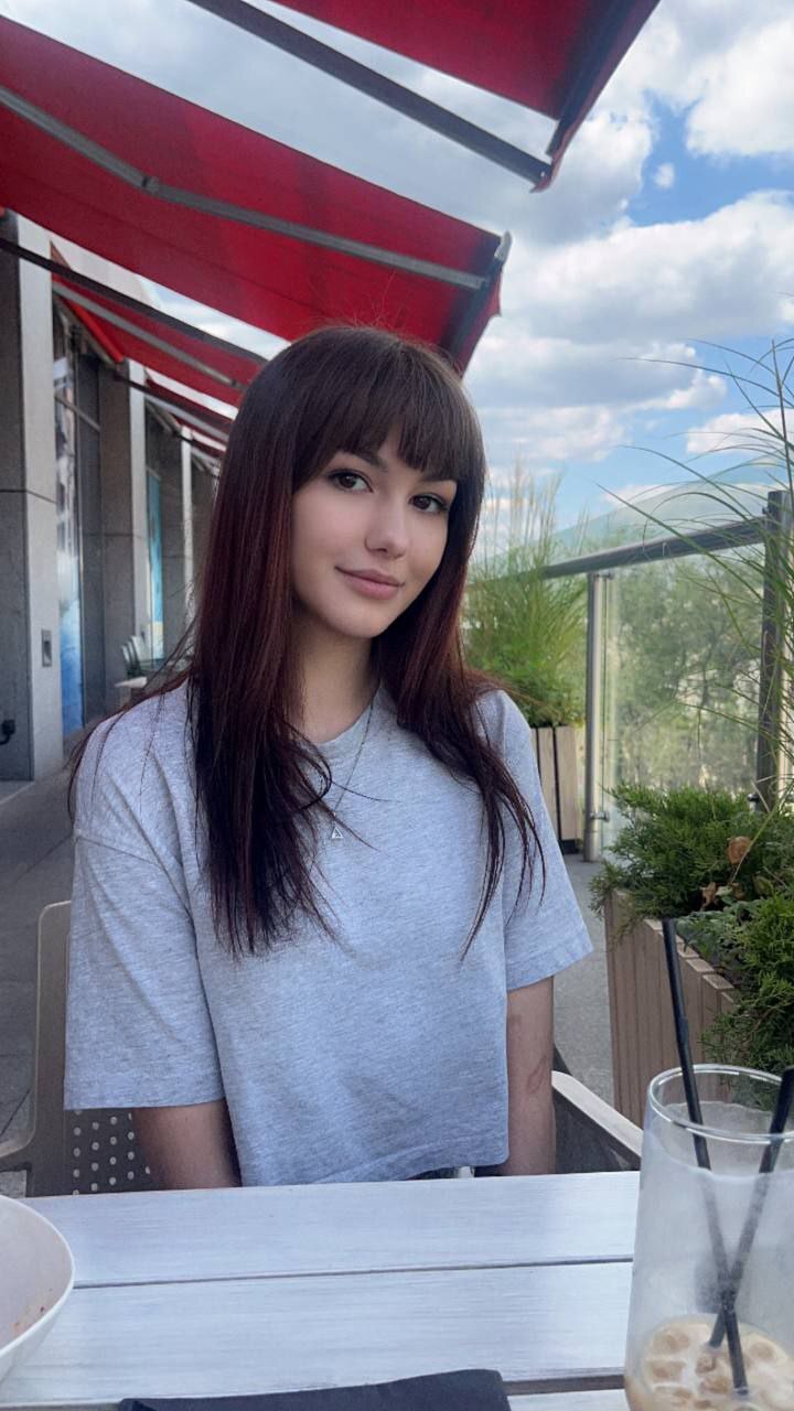 Darsteller MilanaHotts Foto 3