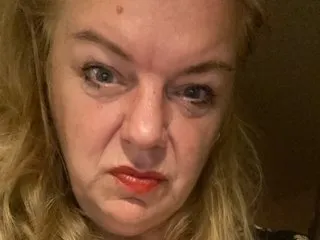 Juneyy profilbild på webbkameramodell