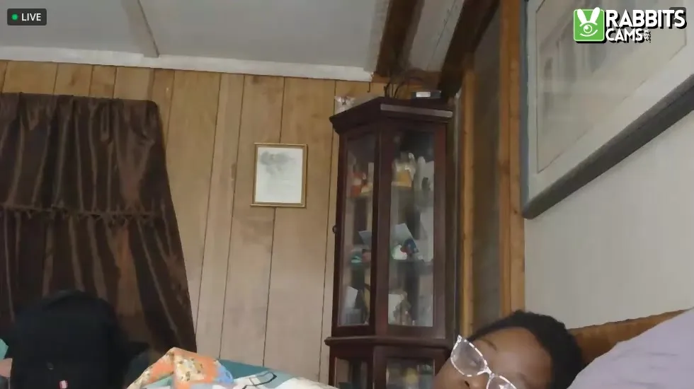 Interprete Busty_Pandora Video 1