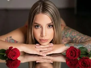 AlessaMills live cam