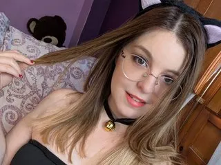 Imagen de perfil de modelo de cámara web de SaraKroftPlay