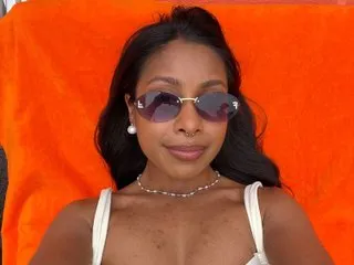 PetiteIndianSafia