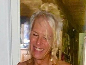 Image de profil du modèle de webcam AuroralEve