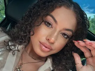 Image de profil du modèle de webcam AmouraNyx