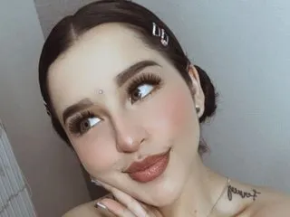 MartinaaBloom profilbild på webbkameramodell