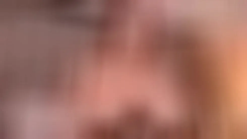 Performer AuroraFlowers Video 1