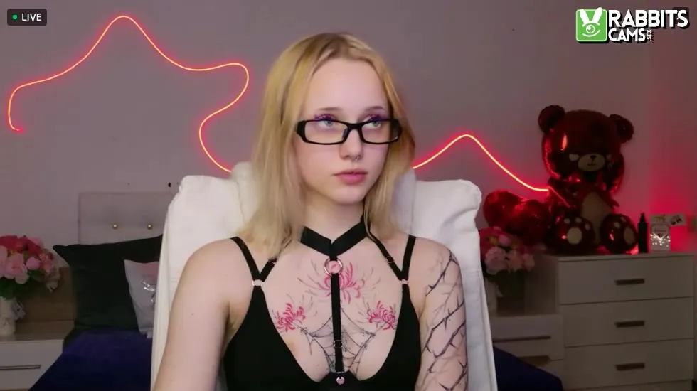 Performer AmanneMissa Video 1