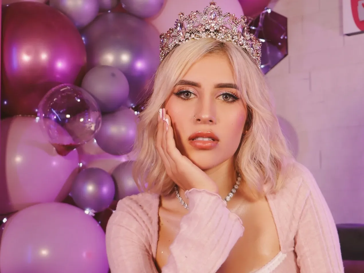 Performer Lucy_Rouse Photo 4