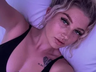 YourNaughtyMimi profielfoto van cam model