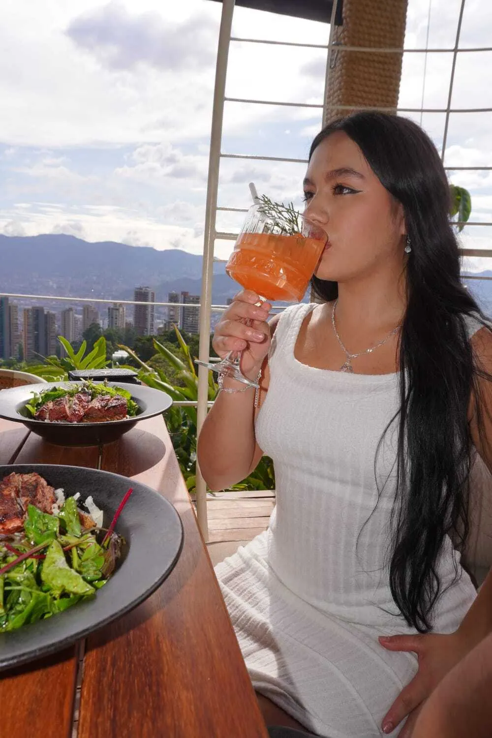 Interprète AprilBellamora Photo 4