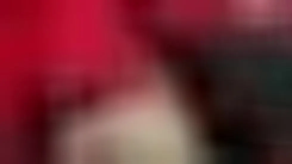 Interprète AbbyHiltonn Vidéo 1