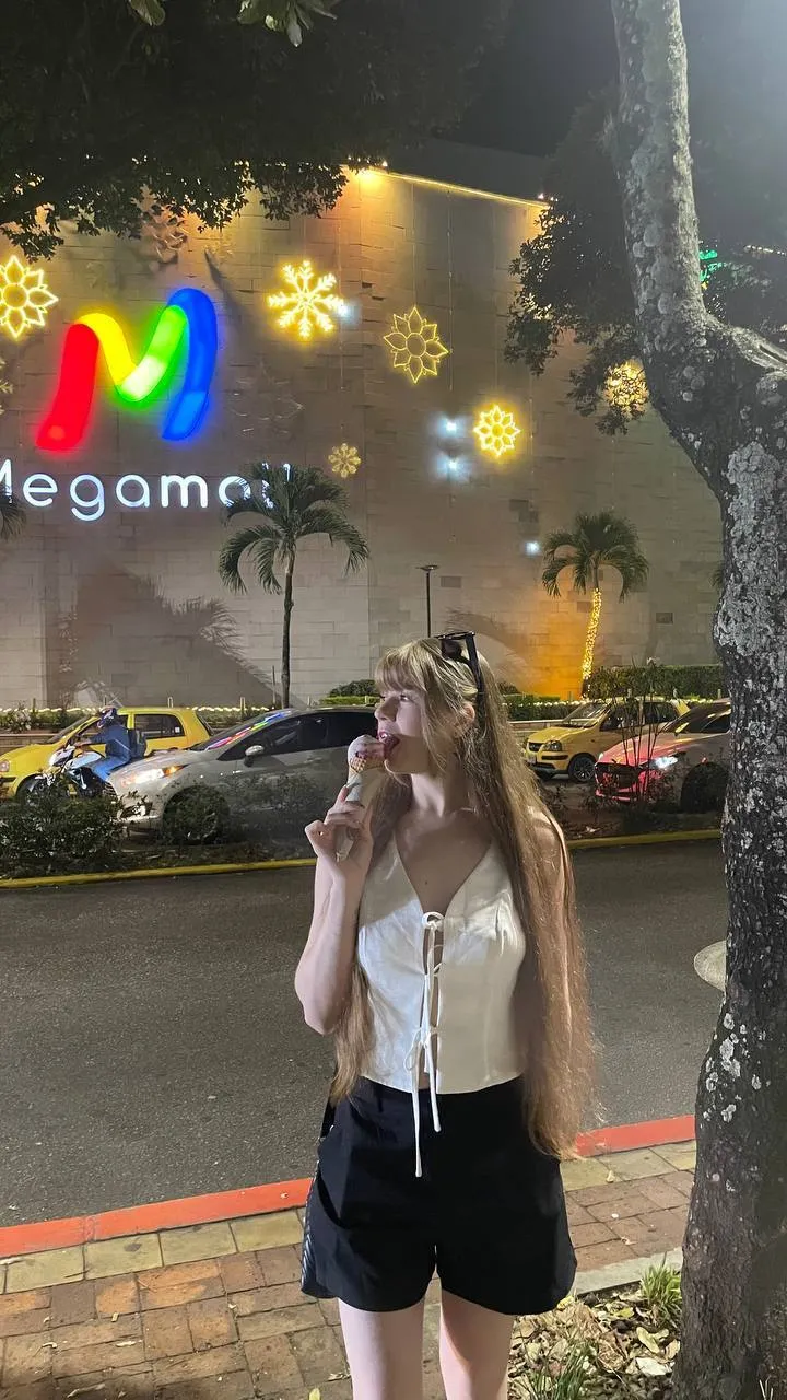 Utøver LailaDoll Bilde 1