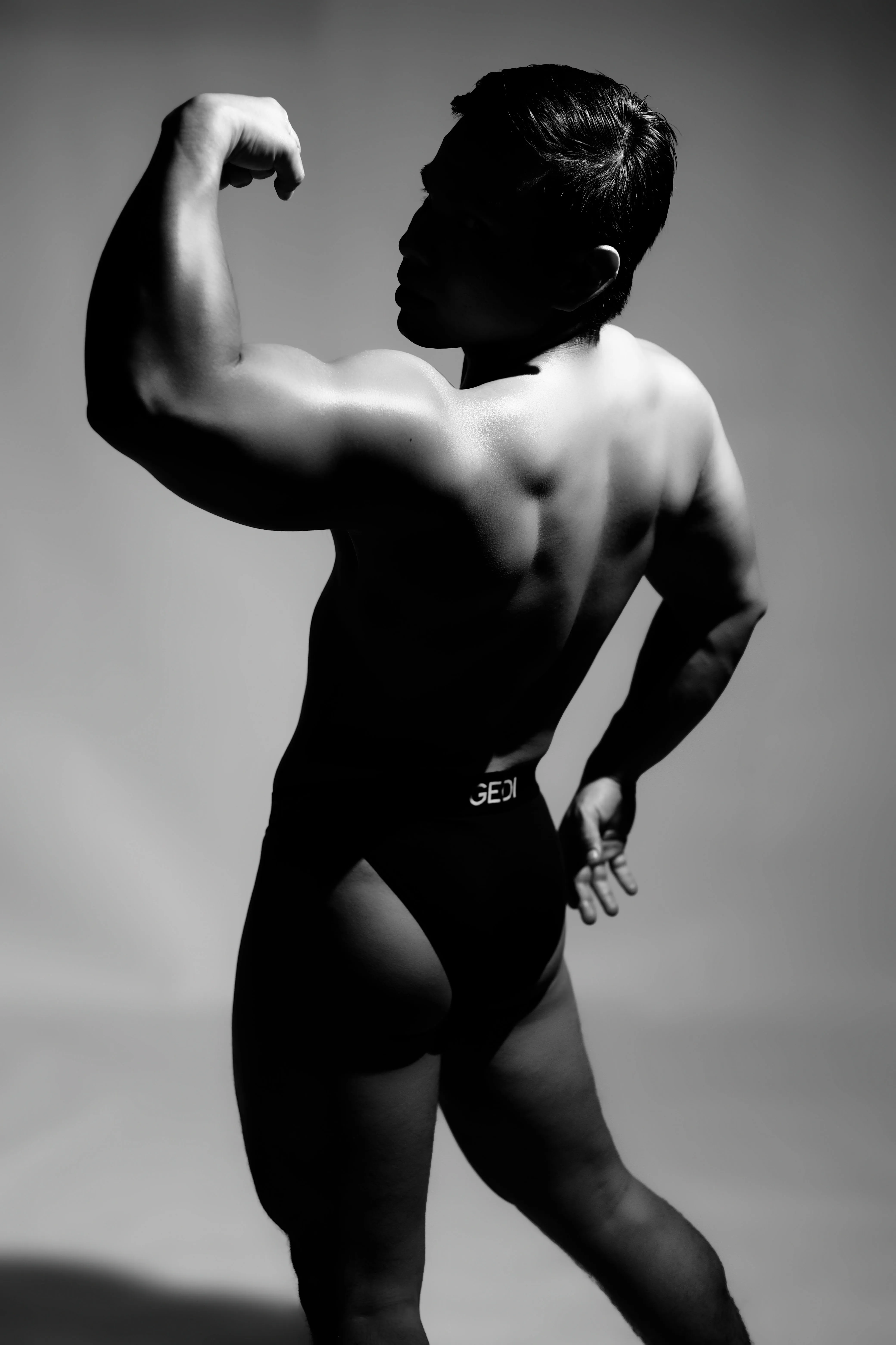 Performer RoyConstance Photo 4