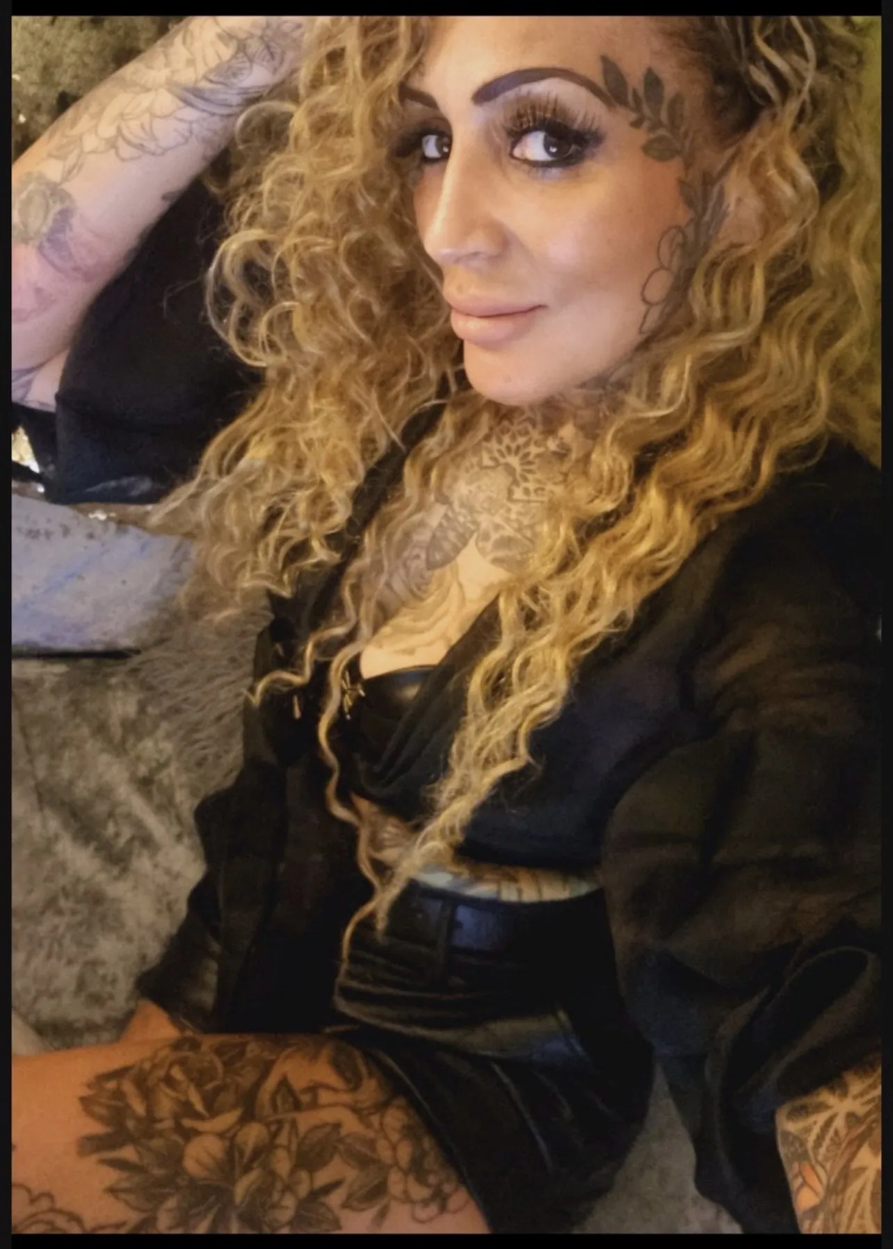 Interprète BadassBabexo Photo 1