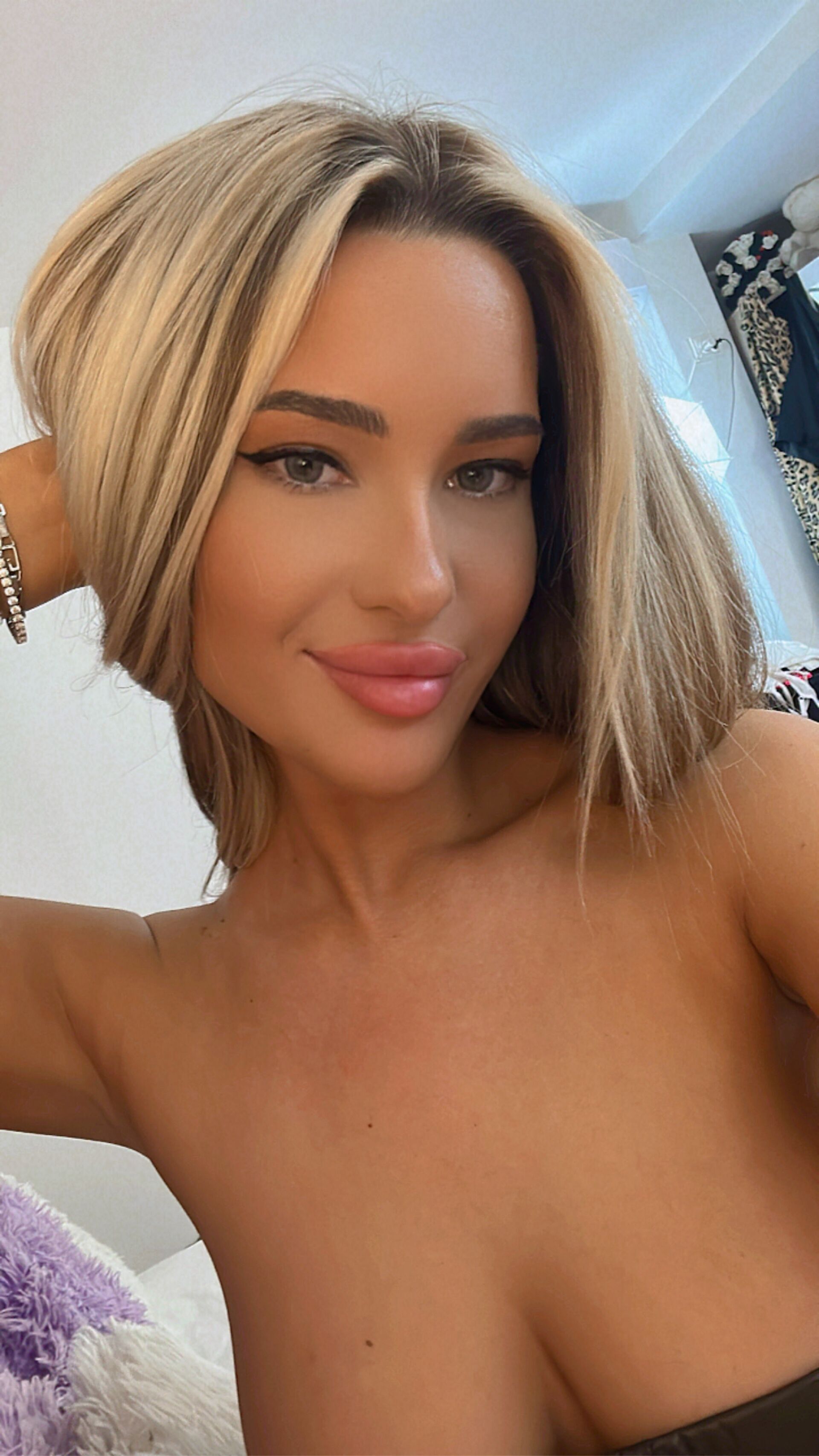 Performer AudreyElla Photo 12