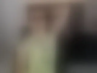 SkinnyBigcock20