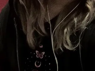 Image de profil du modèle de webcam Ariadneee