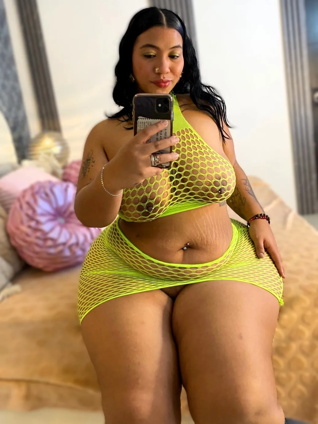 Performer NatashaSantt Photo 4