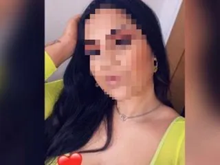 TeeCherryx profilbild på webbkameramodell