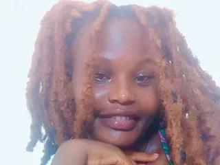 Profilbilde av Petite_me webkamera modell