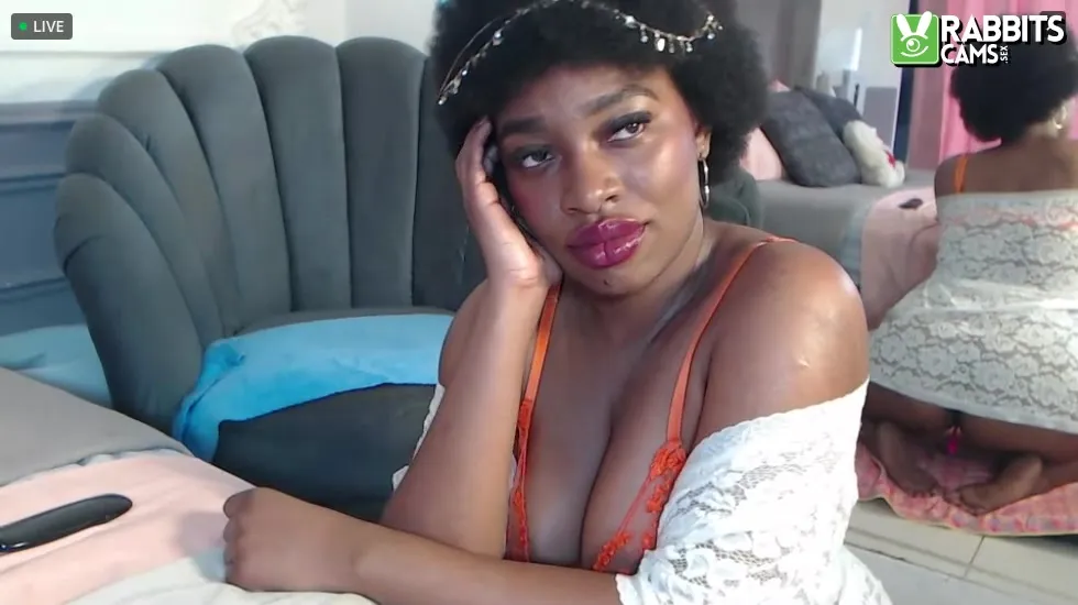 Interprete NatashaSpears Video 1